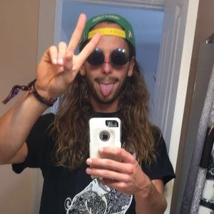 Meet your Posher, Cole